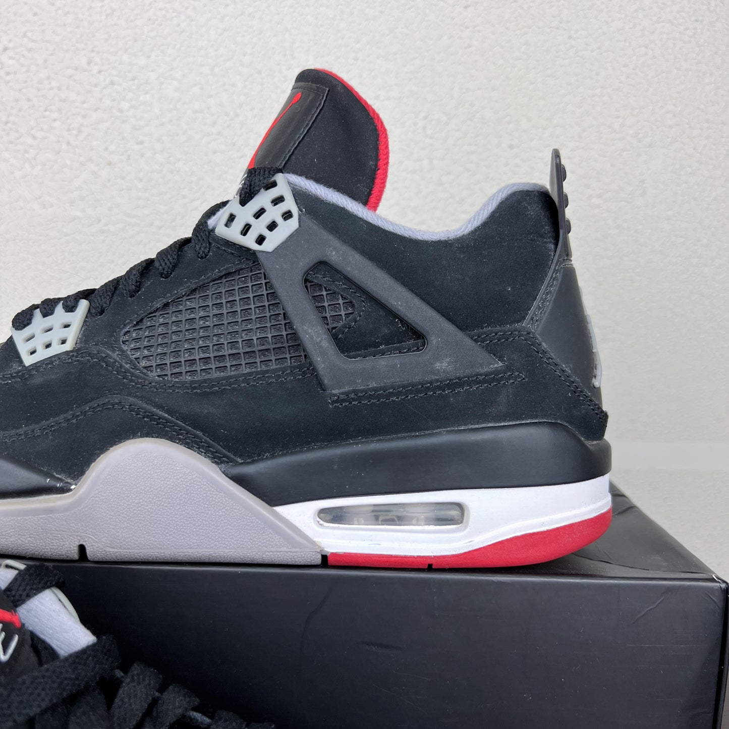 Air Jordan 4 Retro Bred (2012)