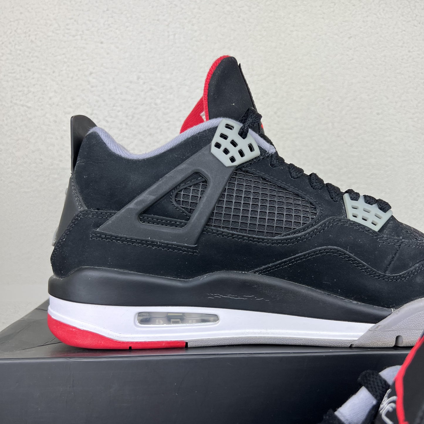 Air Jordan 4 Retro Bred (2012)