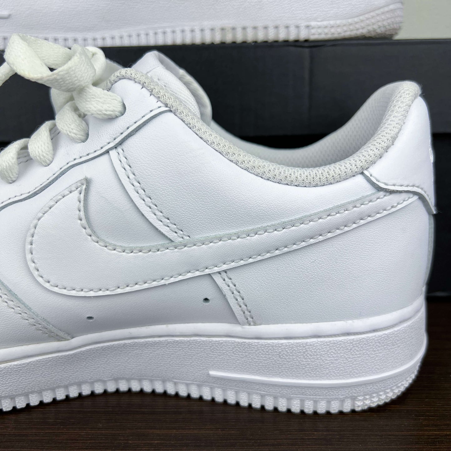 Nike Air Force 1 Low Triple White