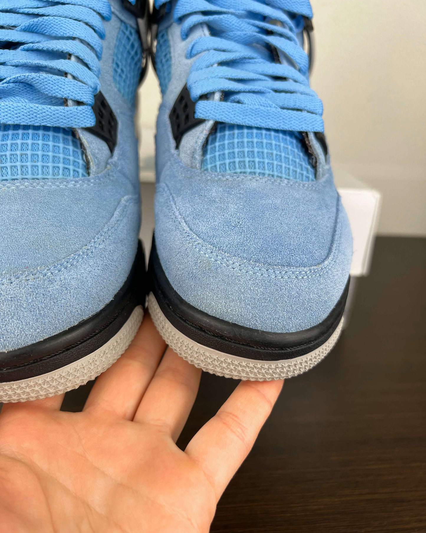 Nike Air Jordan 4 University Blue