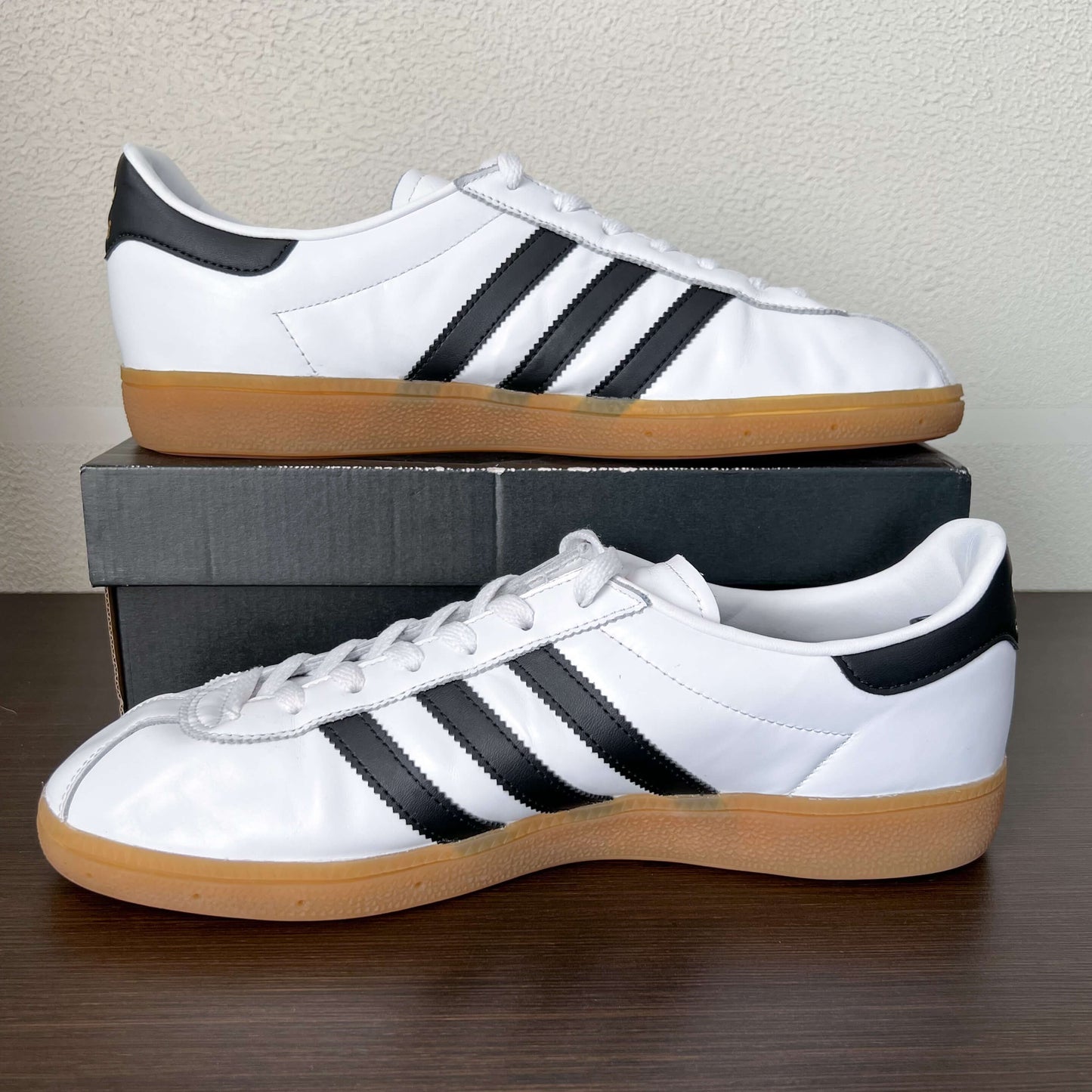 Adidas Originals Munchen White Black Gum