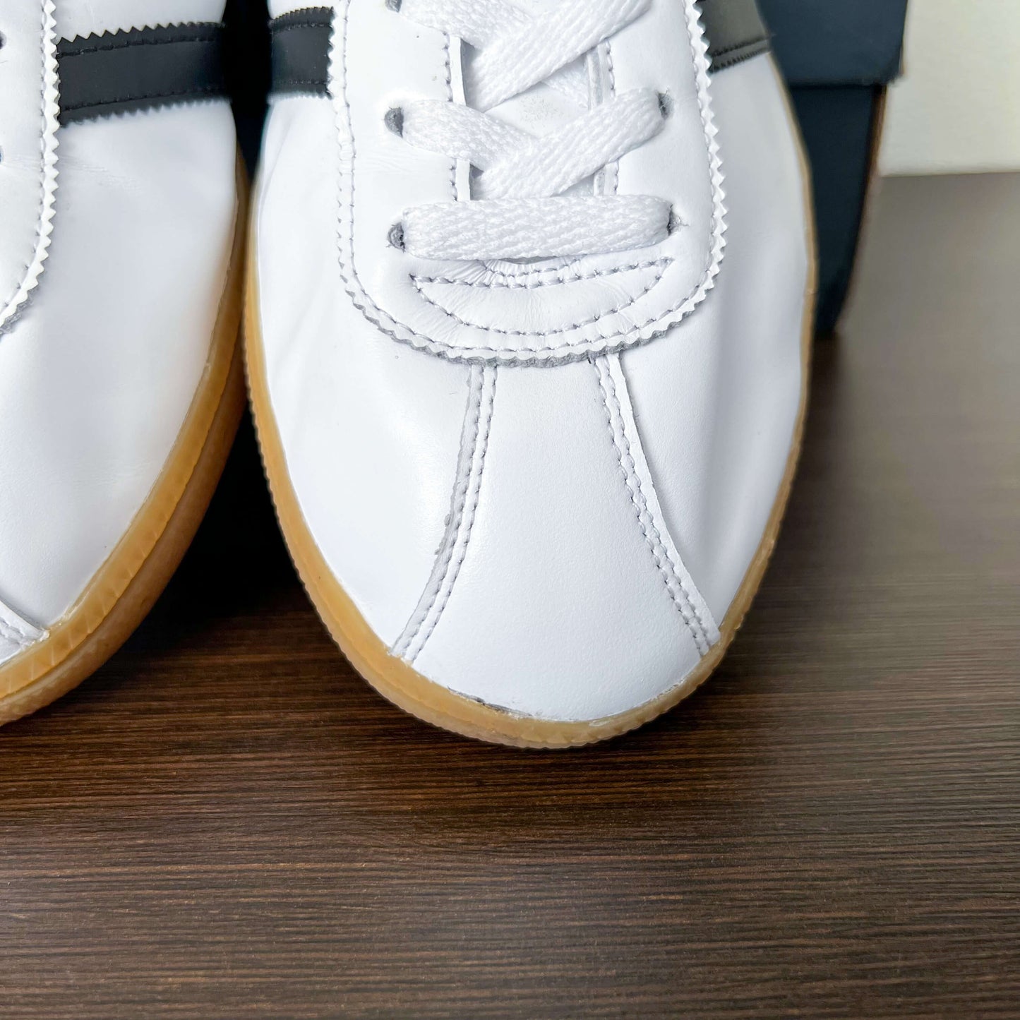 Adidas Originals Munchen White Black Gum