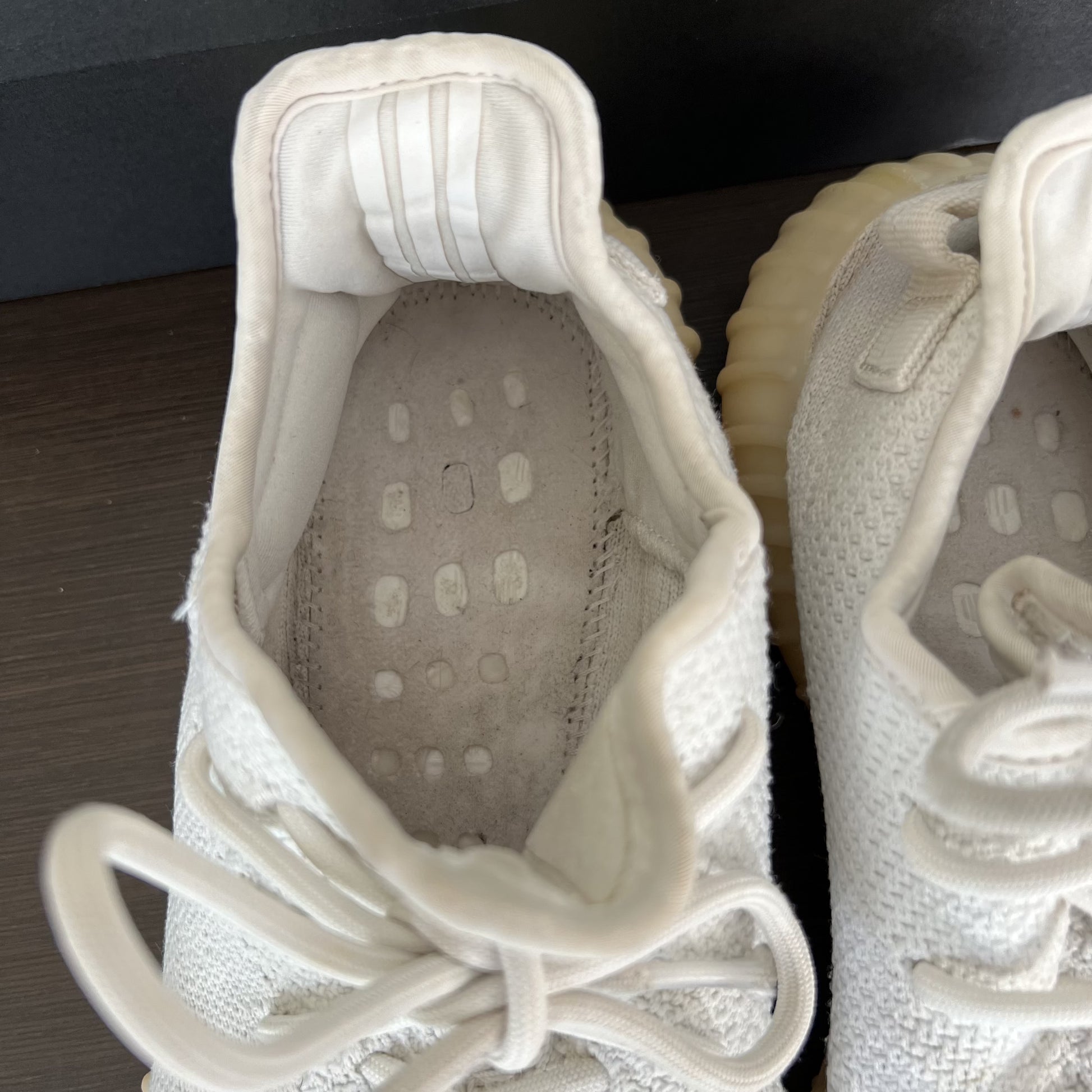 Adidas Yeezy Boost 350 V2 Cream