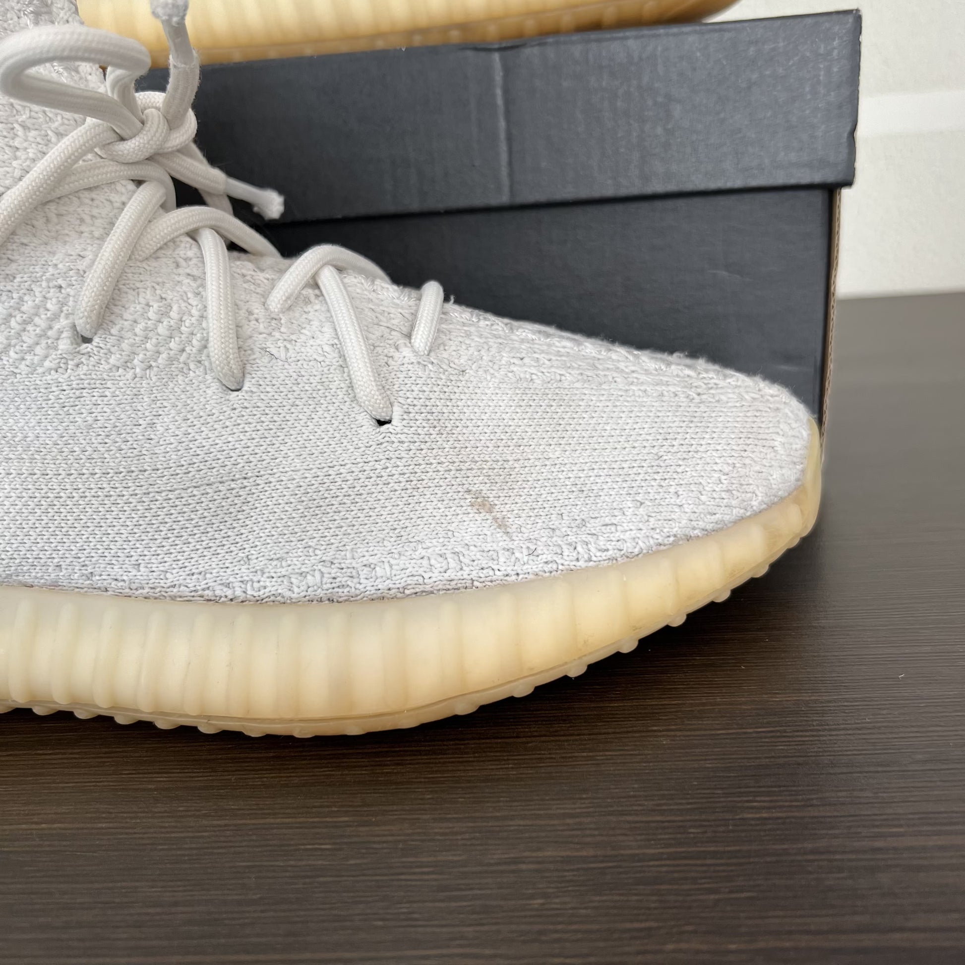 Adidas Yeezy Boost 350 V2 Cream