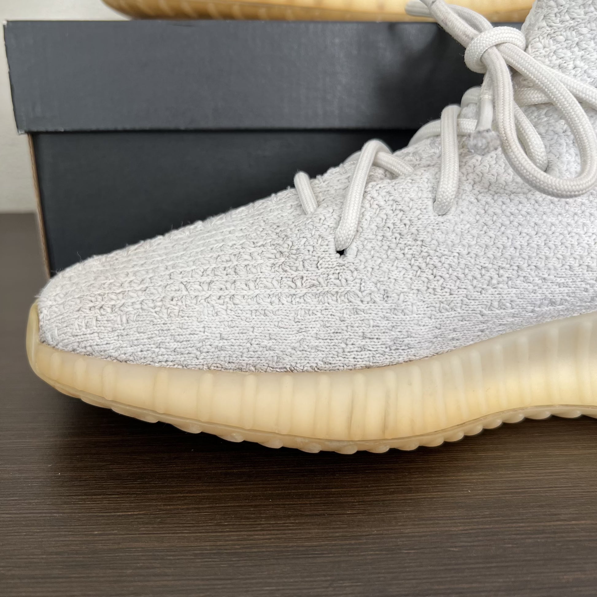 Adidas Yeezy Boost 350 V2 Cream
