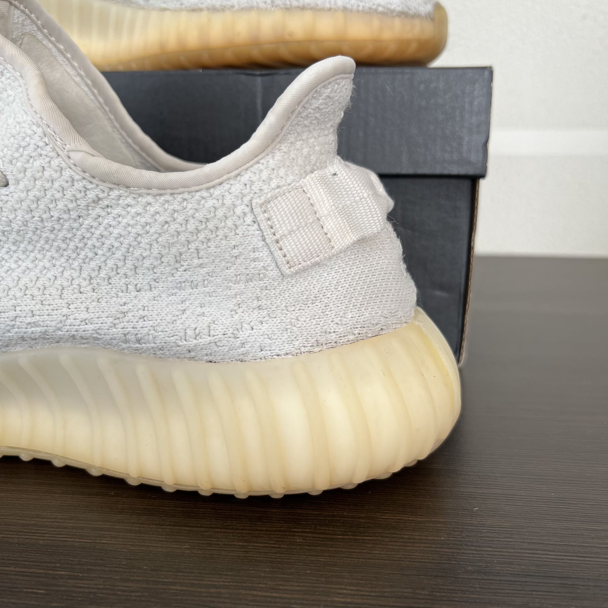 Adidas Yeezy Boost 350 V2 Cream