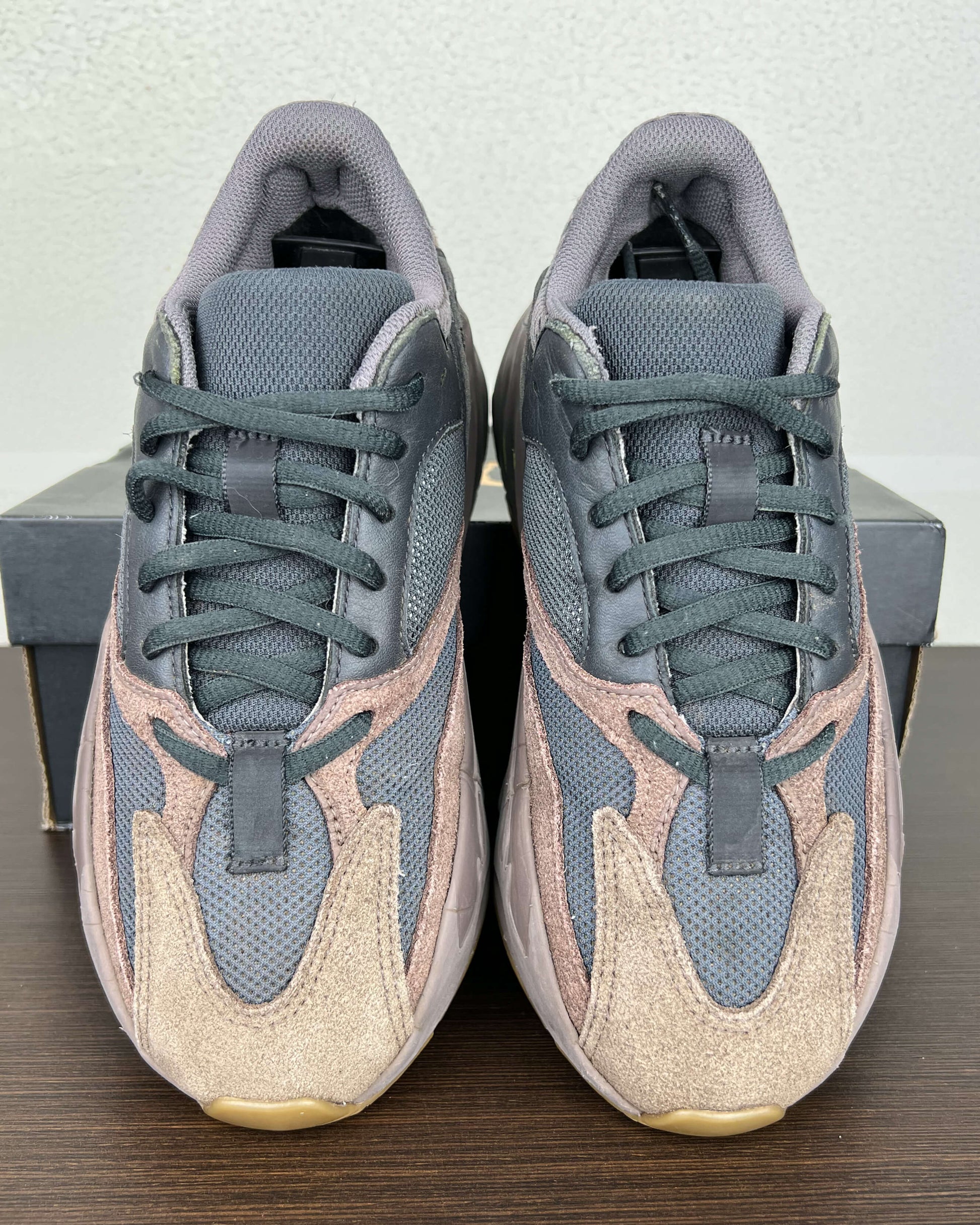 Adidas Yeezy Boost 700 Mauve