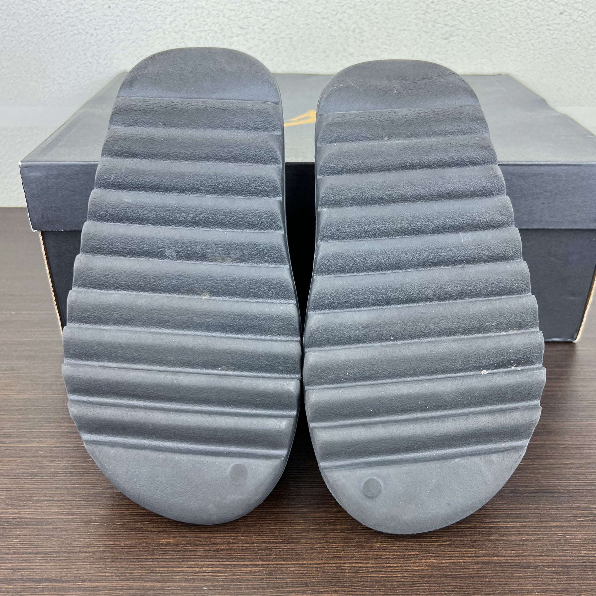 Adidas Yeezy Slide Onyx