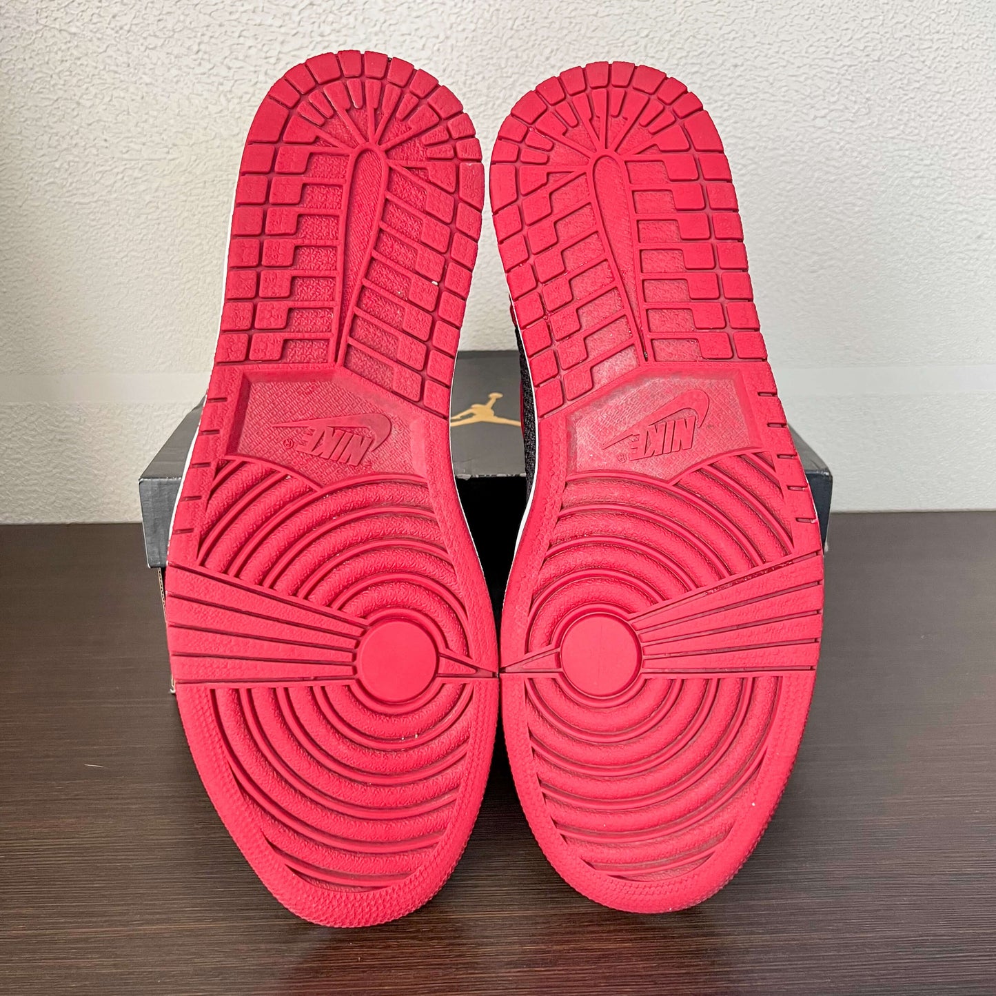Air Jordan 1 High Flyknit Bred