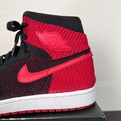 Air Jordan 1 High Flyknit Bred