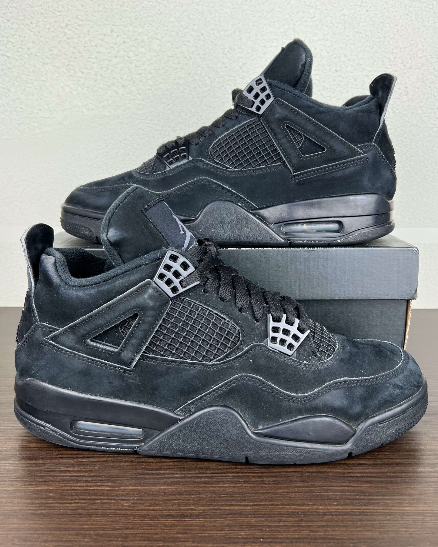 Air Jordan 4 Black Cat