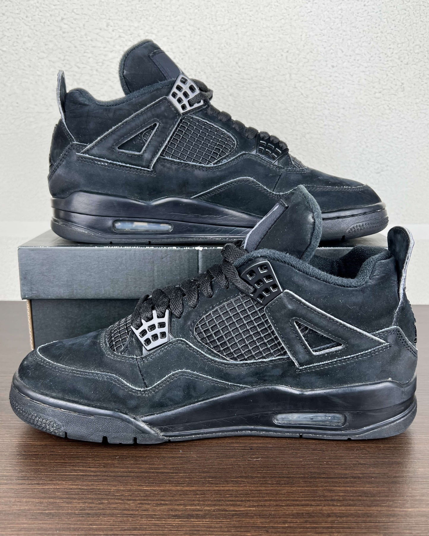 Air Jordan 4 Black Cat