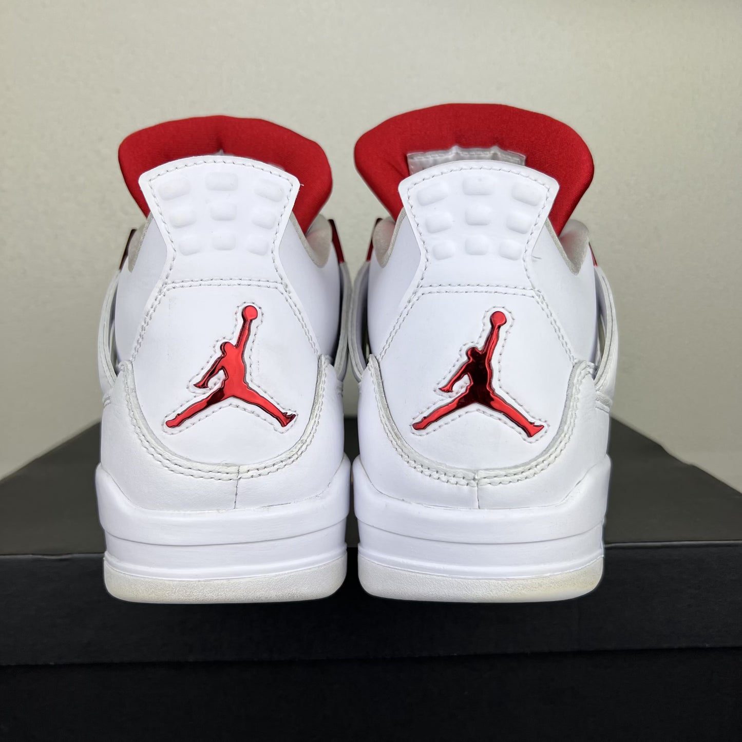 Air Jordan 4 Metallic Red