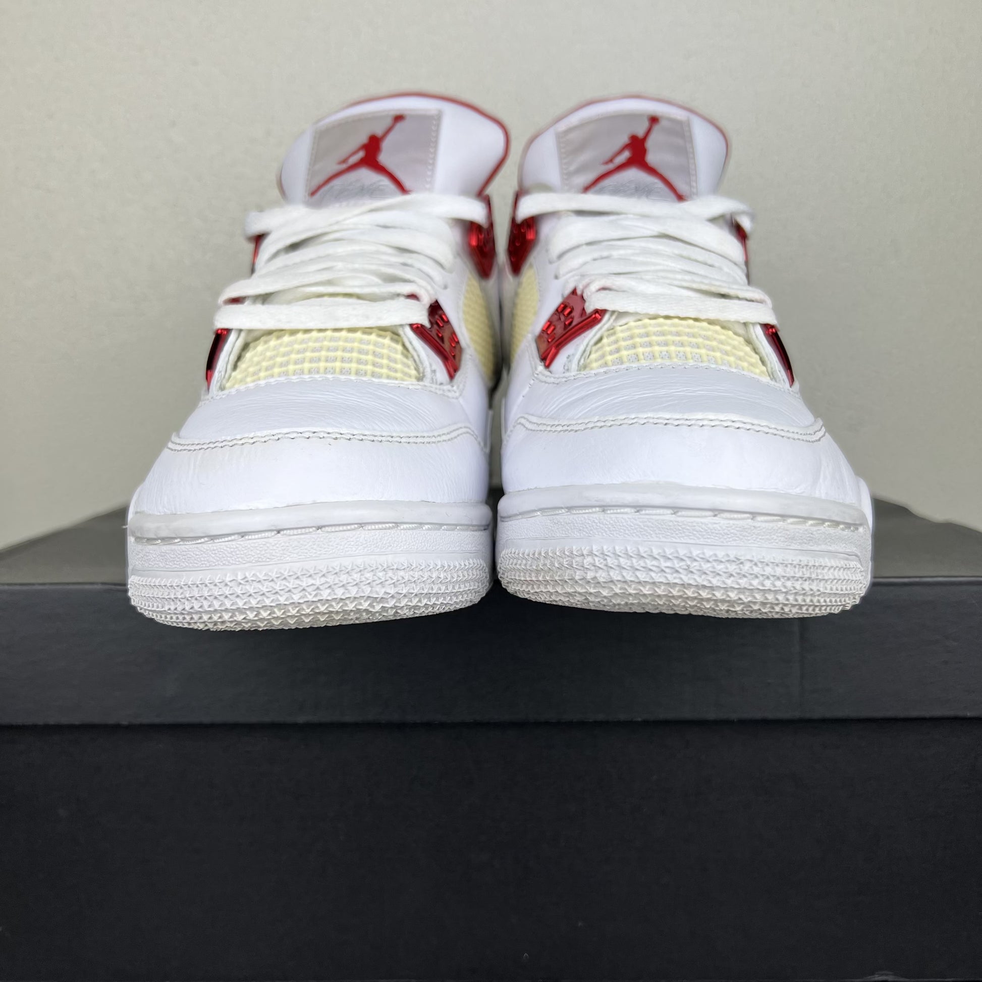 Air Jordan 4 Metallic Red
