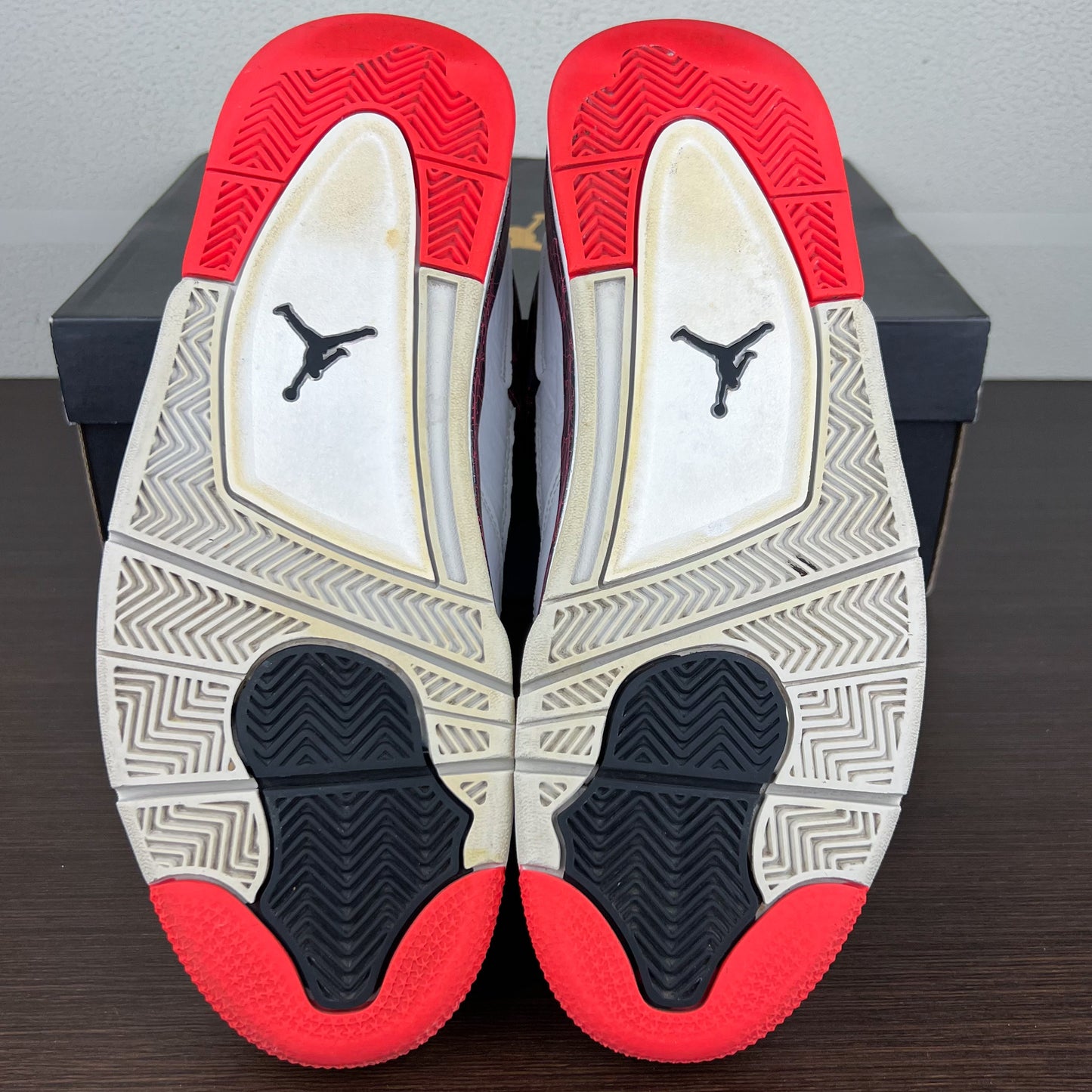Air Jordan 4 Retro Flight Nostalgia