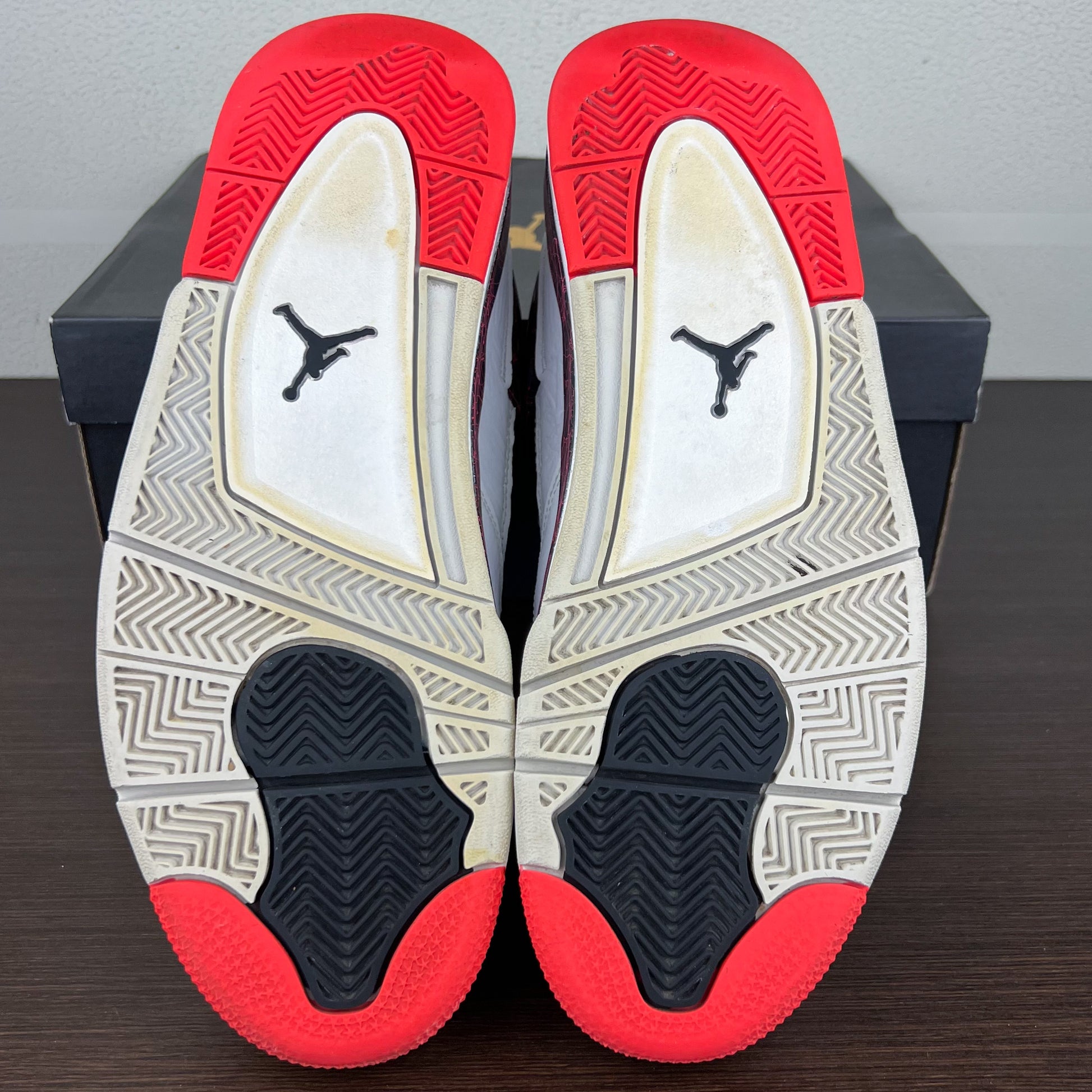 Air Jordan 4 Retro Flight Nostalgia