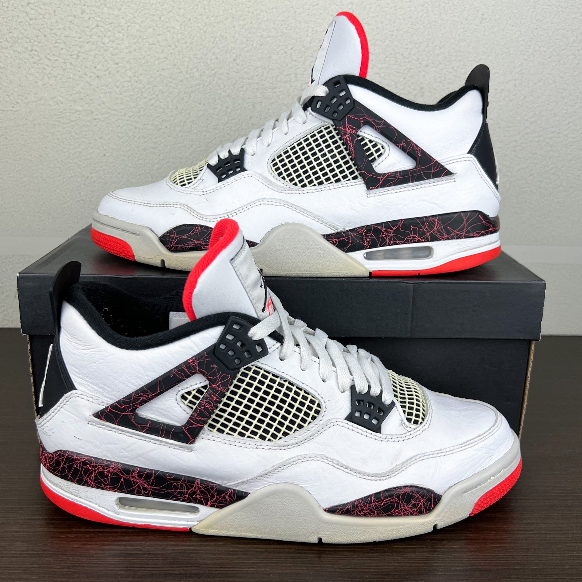 Air Jordan 4 Retro Flight Nostalgia
