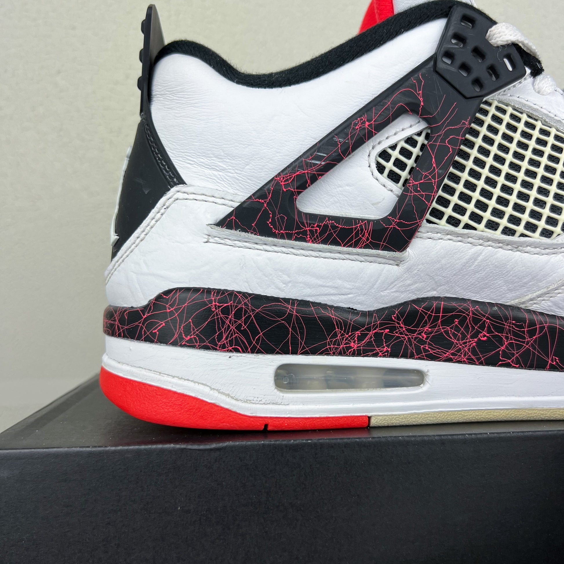 Air Jordan 4 Retro Flight Nostalgia