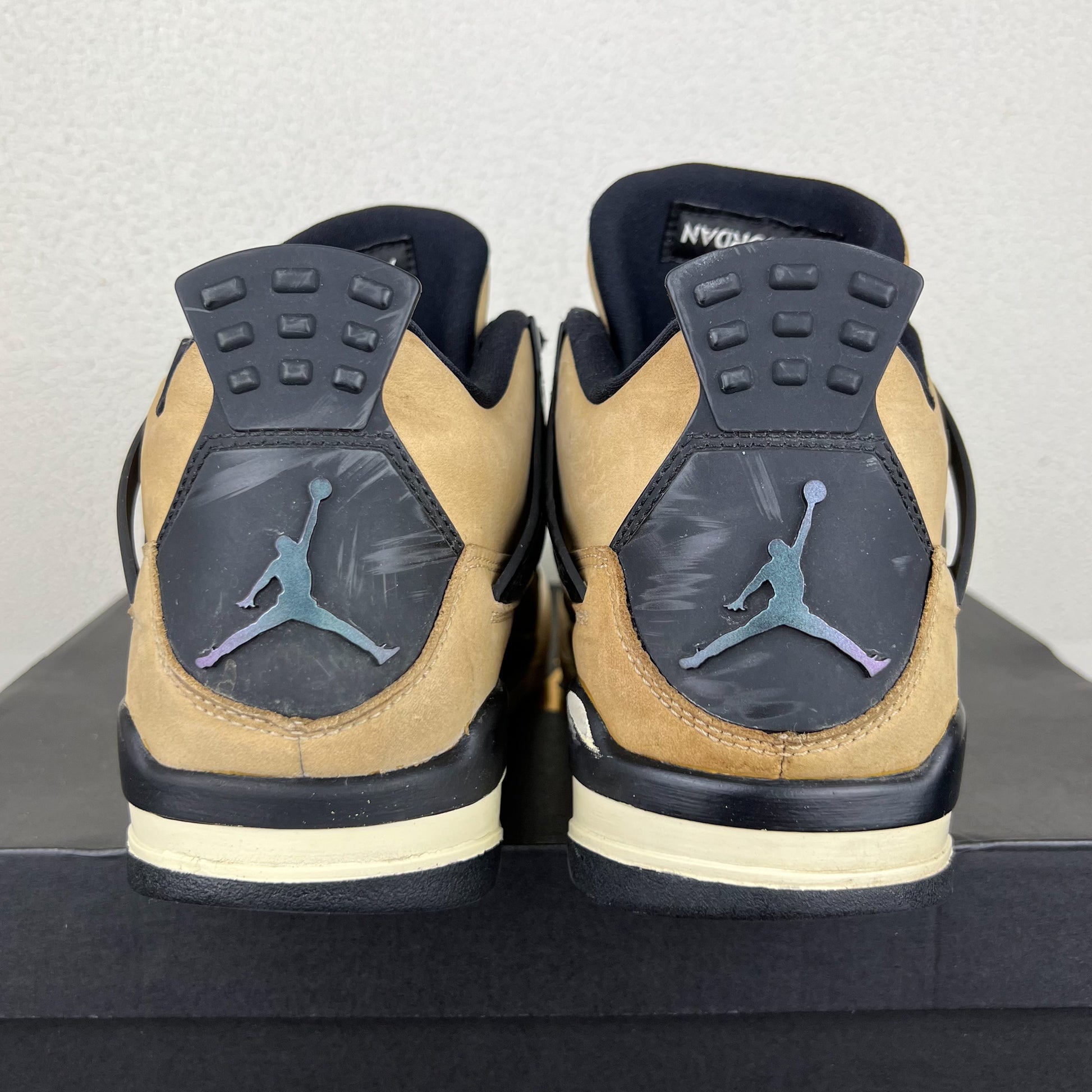 Air Jordan 4 Retro Fossil
