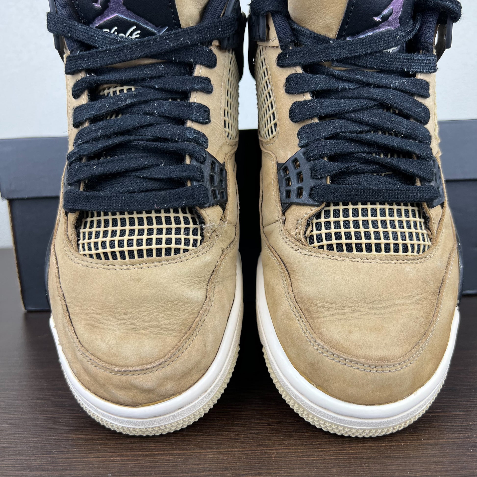 Air Jordan 4 Retro Fossil