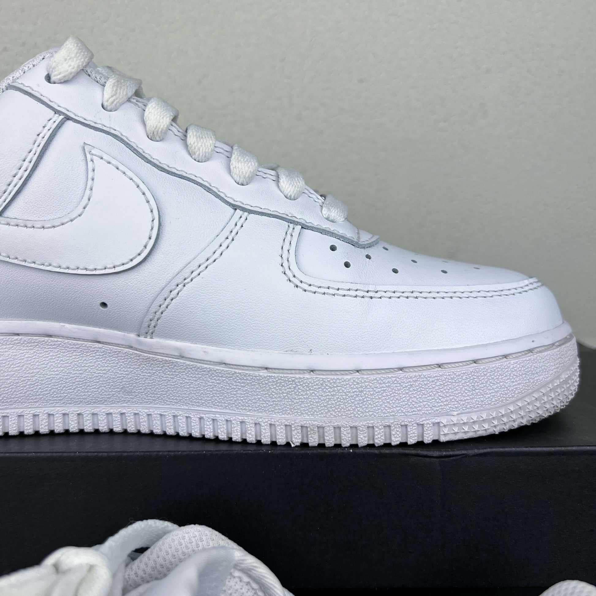 Nike Air Force 1 Low Triple White