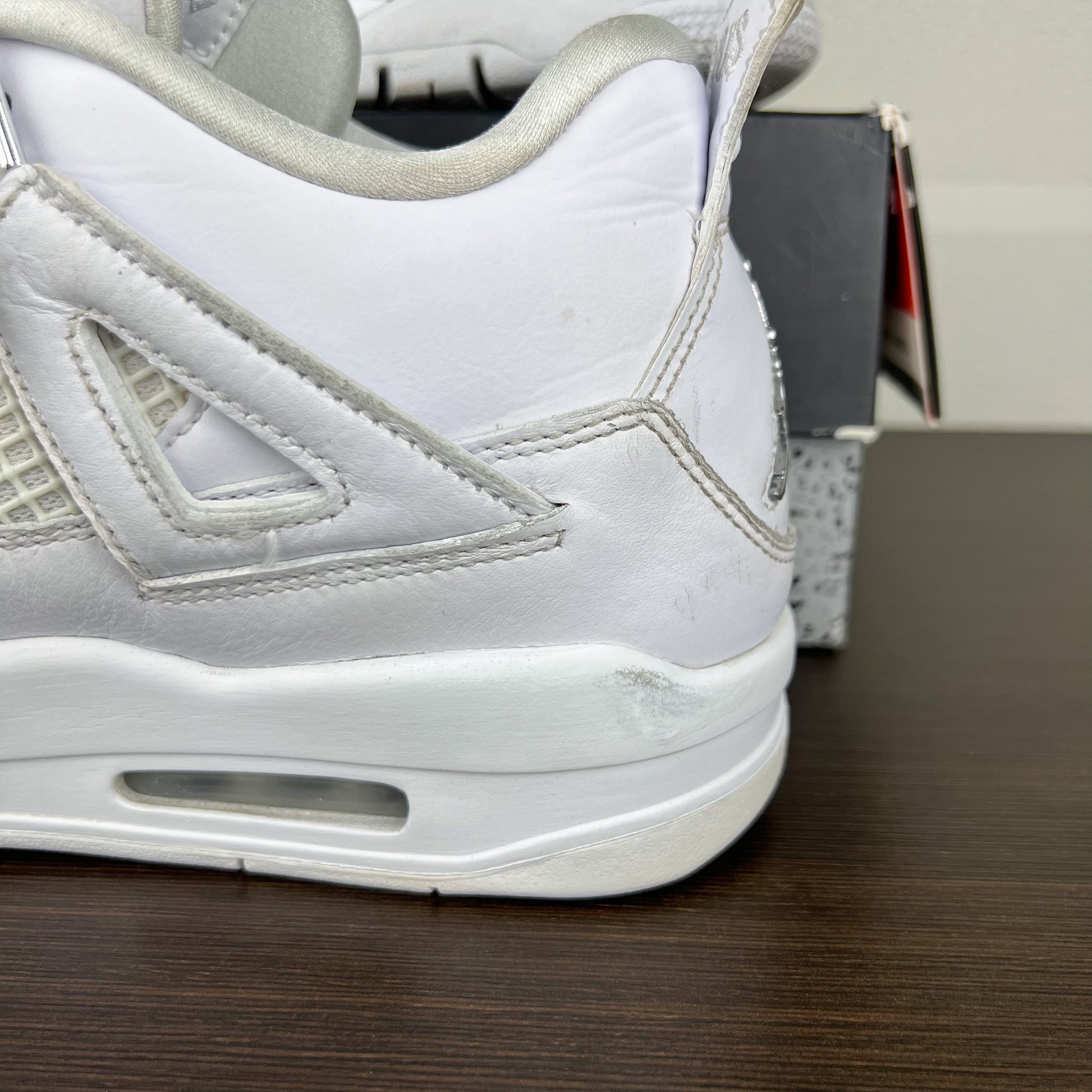 Nike Air Jordan 4 Pure Money