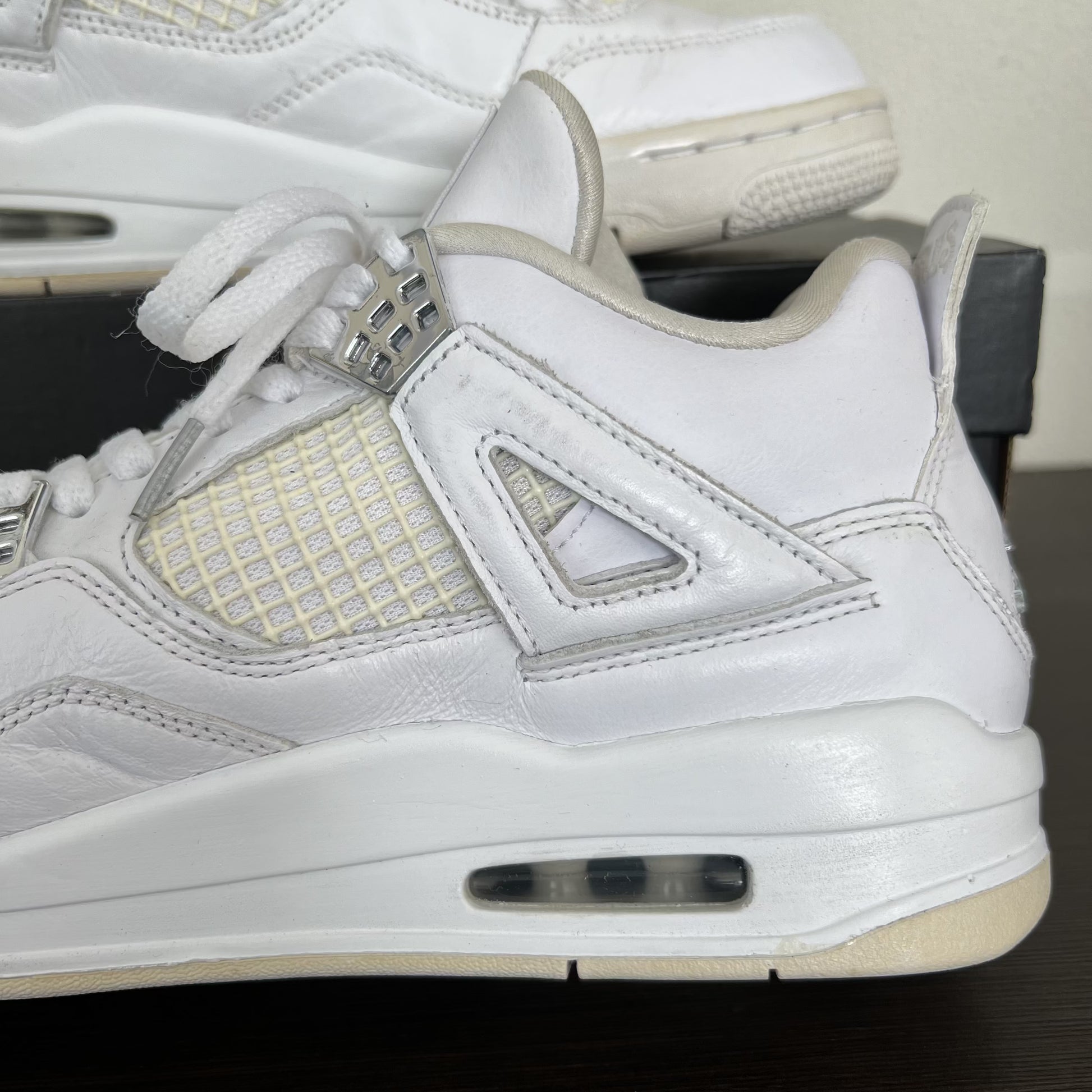 Nike Air Jordan 4 Pure Money