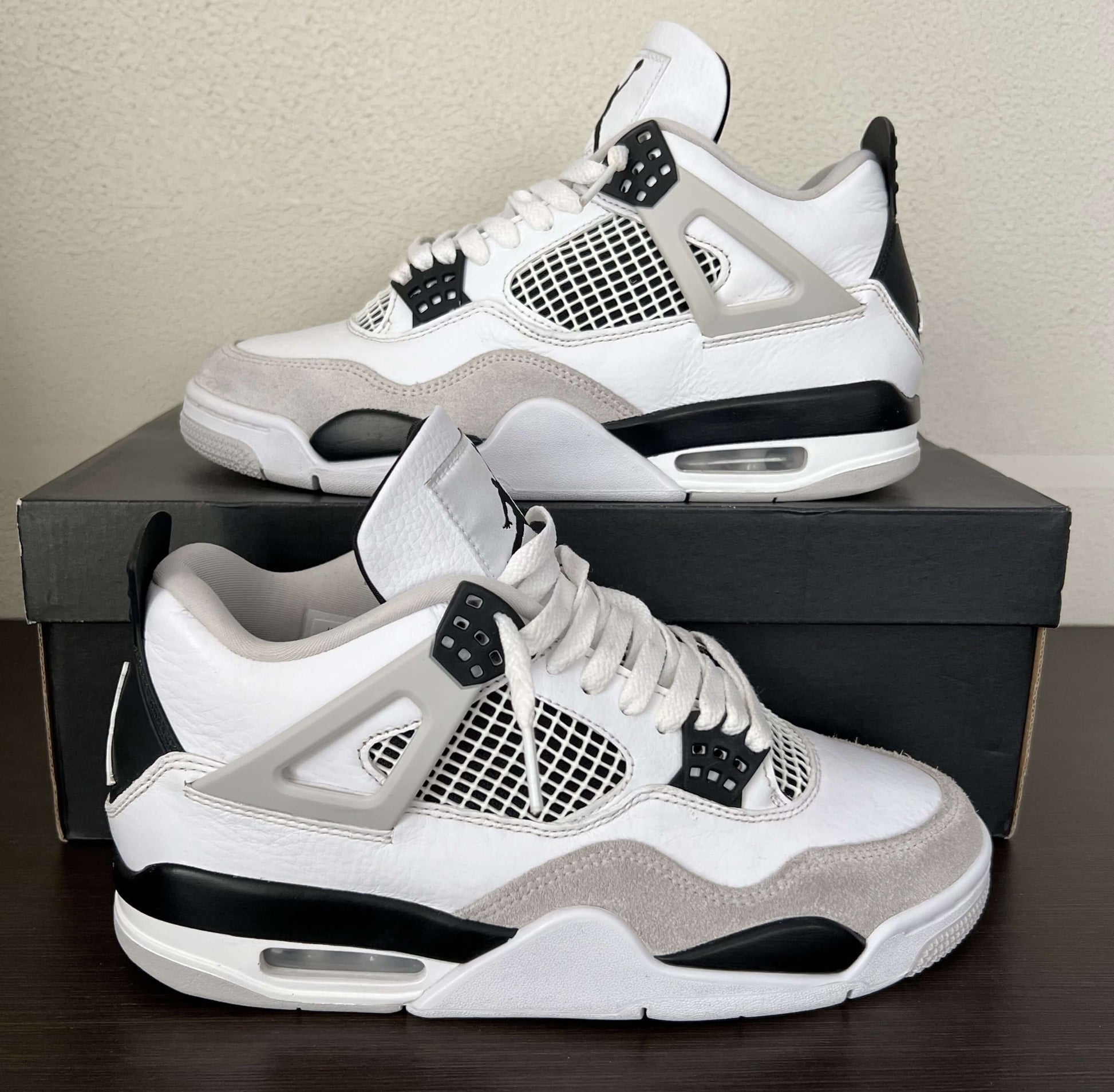 Nike Air Jordan 4 Retro Military Black