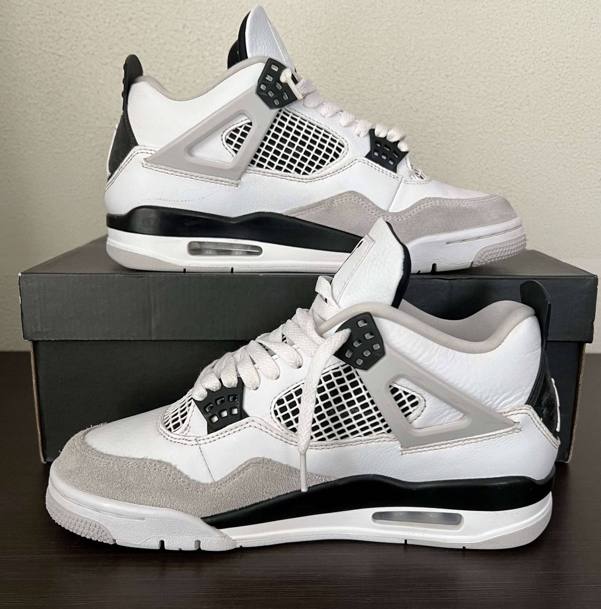 Nike Air Jordan 4 Retro Military Black