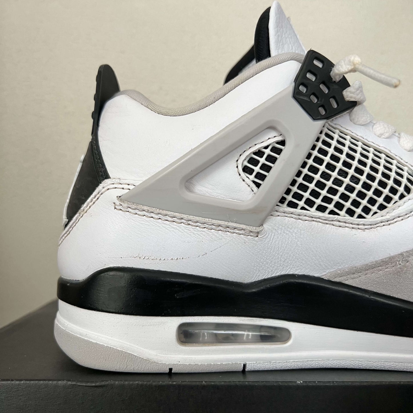 Nike Air Jordan 4 Retro Military Black