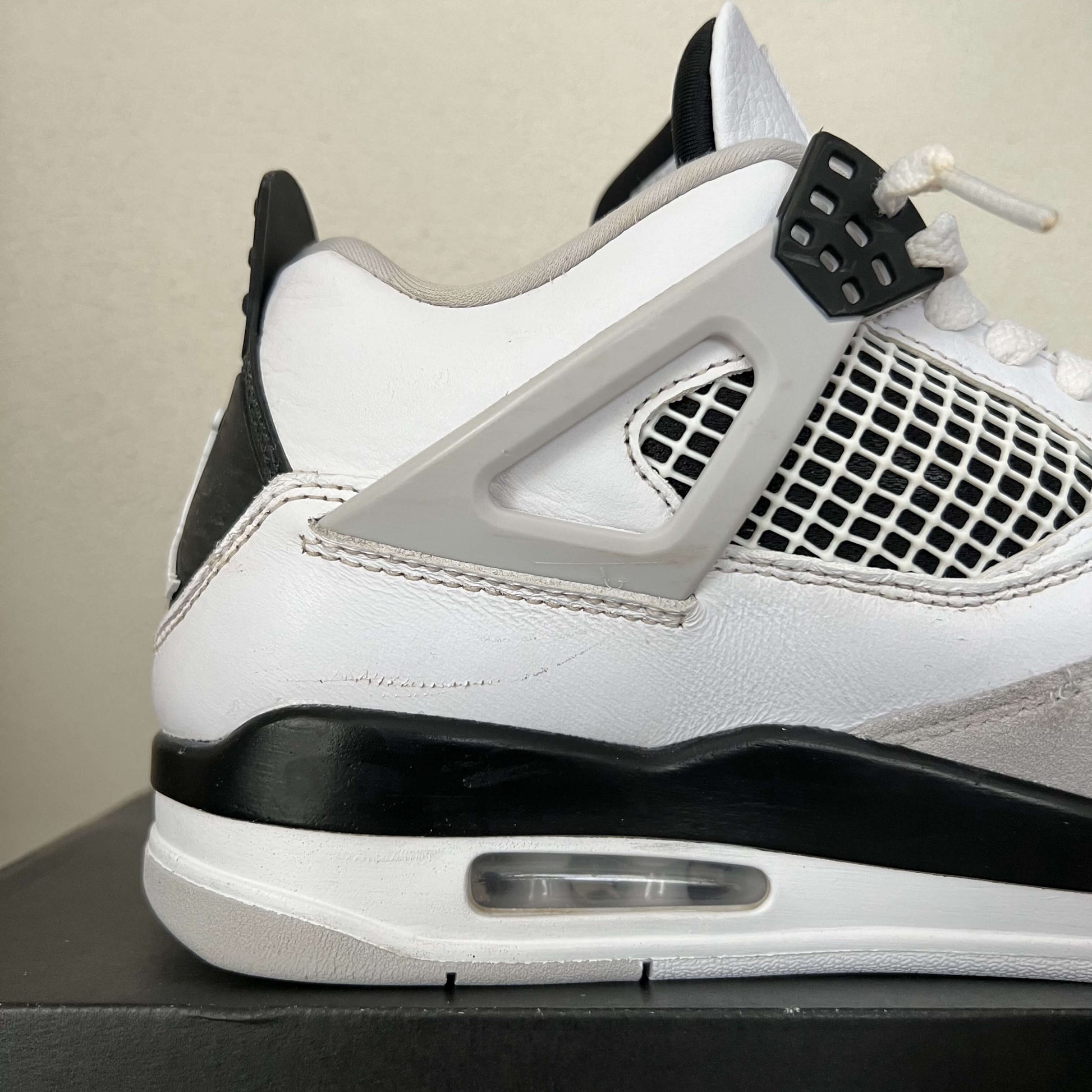 Nike Air Jordan 4 Retro Military Black