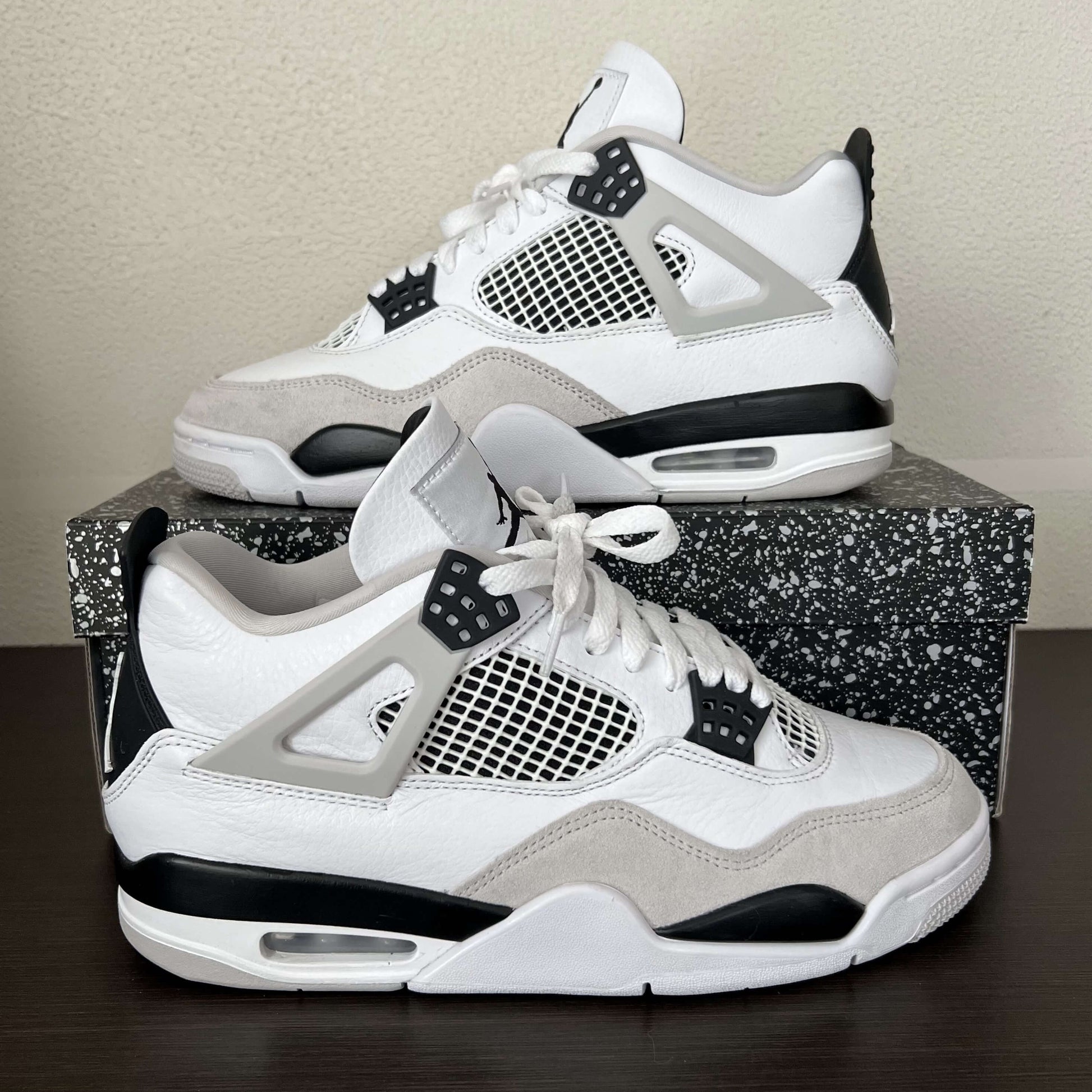 Nike Air Jordan 4 Retro Military Black