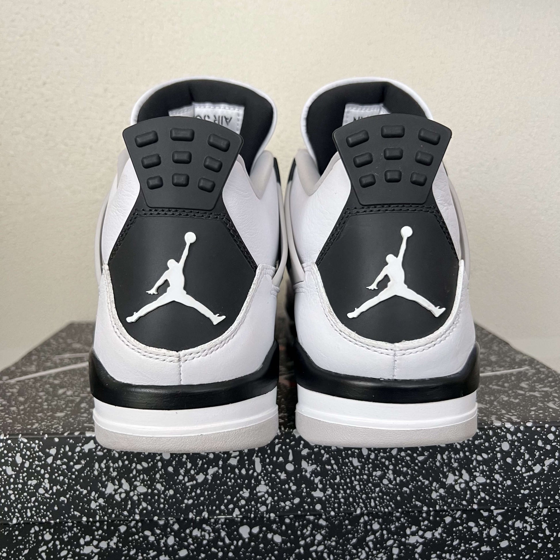 Nike Air Jordan 4 Retro Military Black