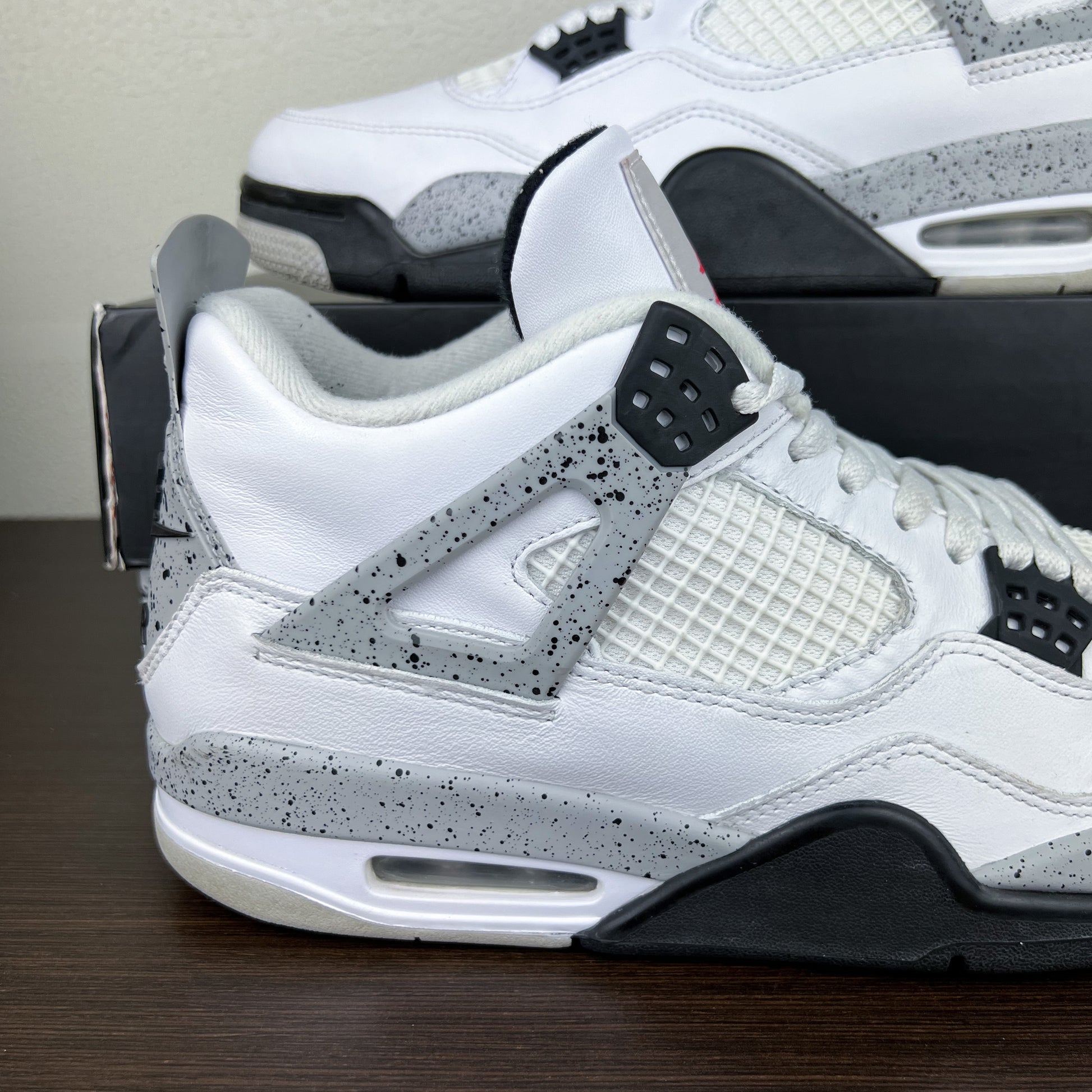 Nike Air Jordan 4 Retro White Cement (2016)