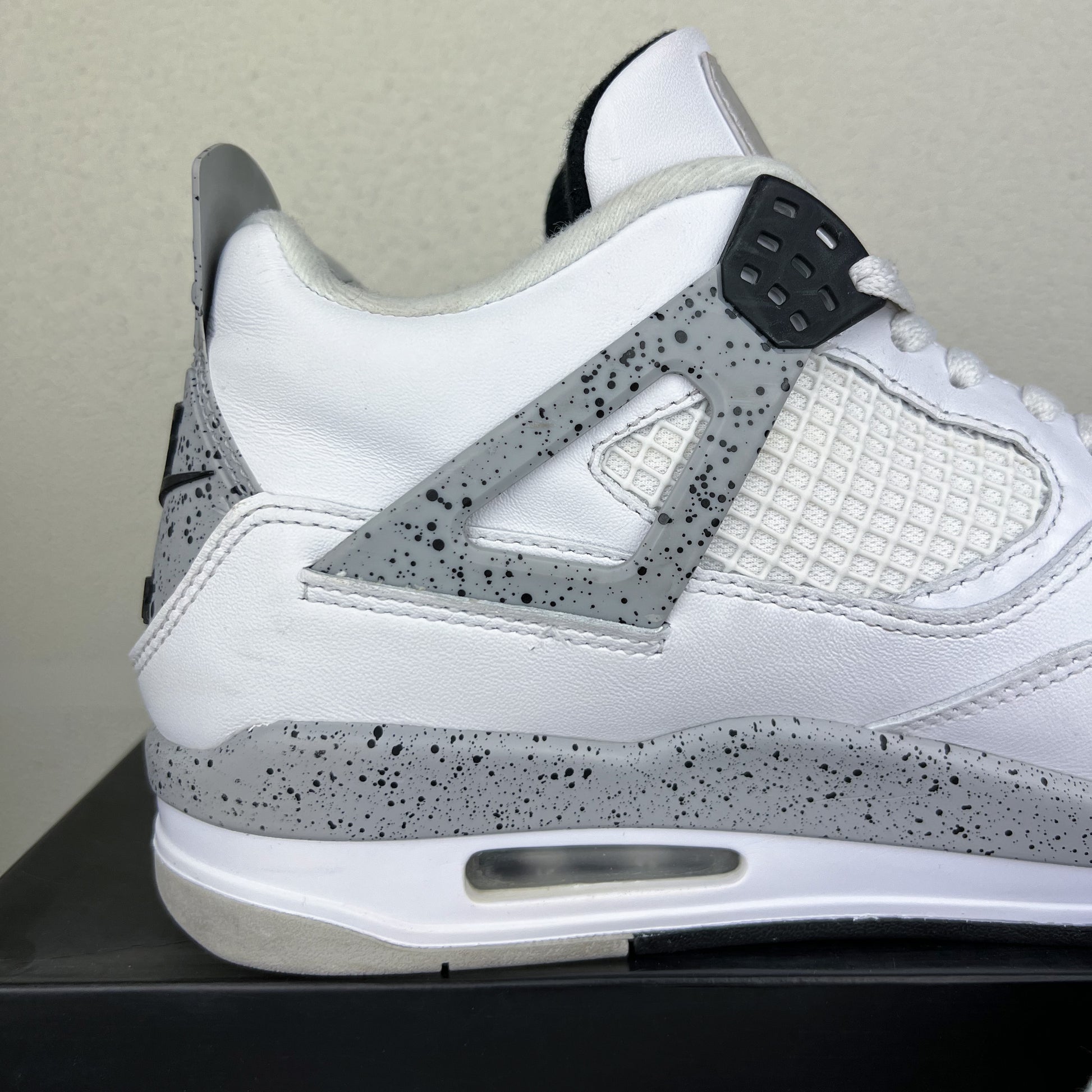 Nike Air Jordan 4 Retro White Cement (2016)