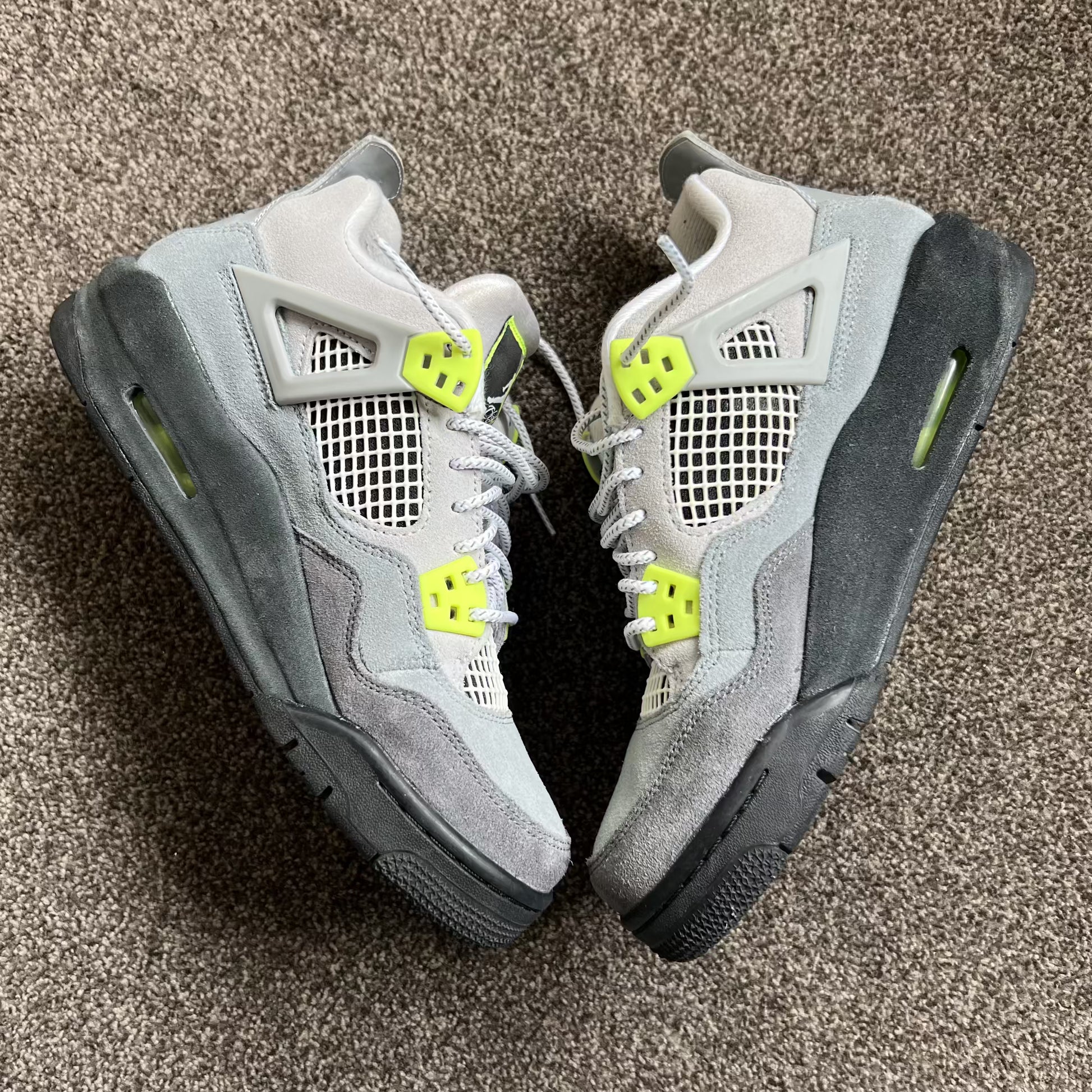 Nike Air Jordan 4 SE Neon GS