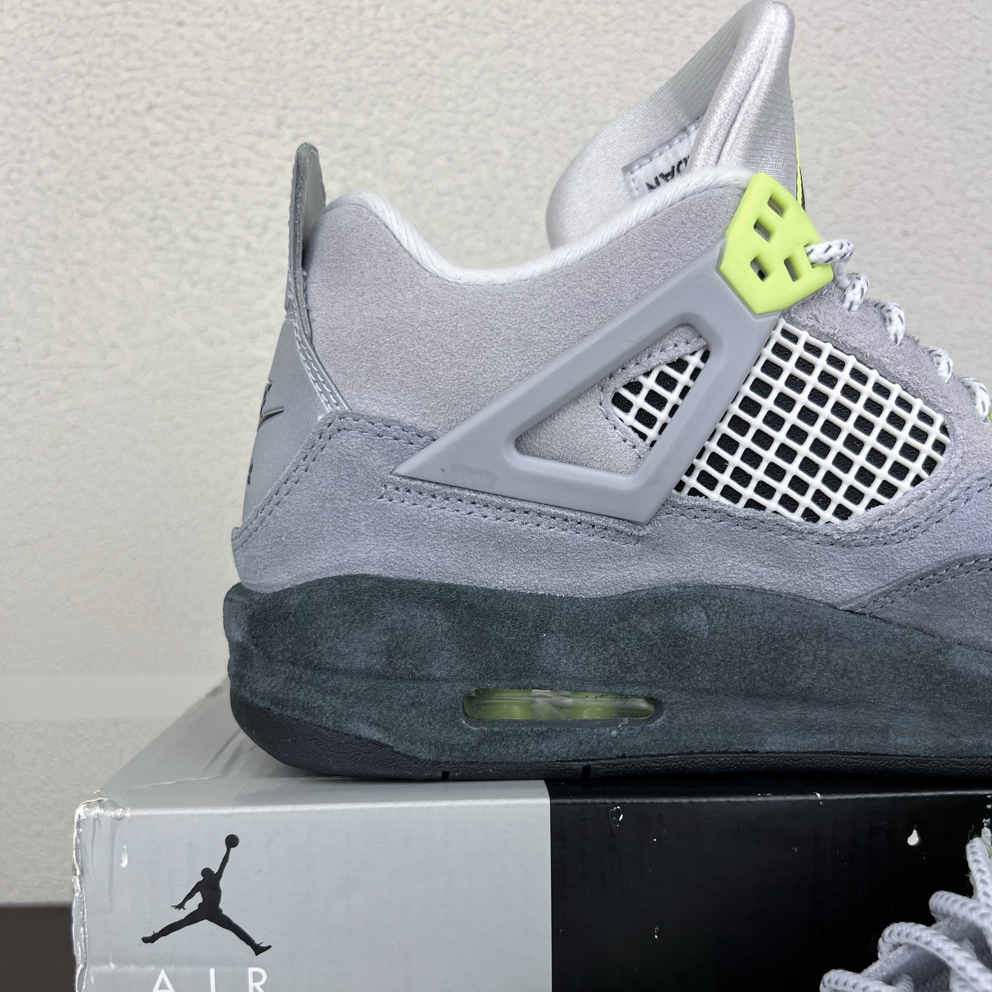 Nike Air Jordan 4 SE Neon GS