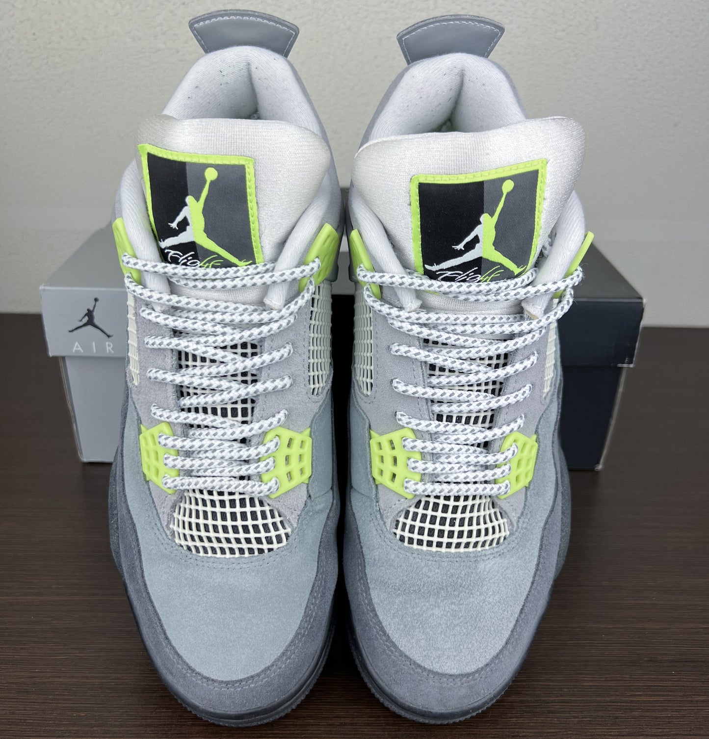 Nike Air Jordan 4 SE Neon