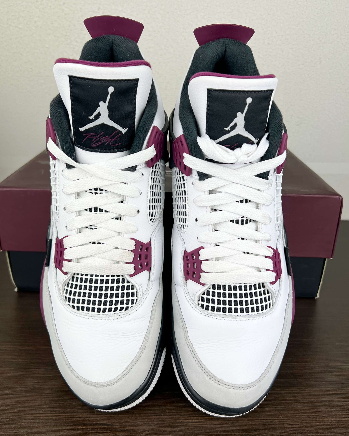 Nike Air Jordan 4 x Paris Saint Germain