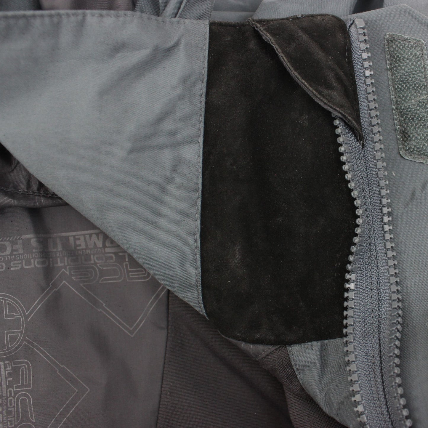 Vintage Y2K Nike ACG Storm-Fit 3 Layer Jacket